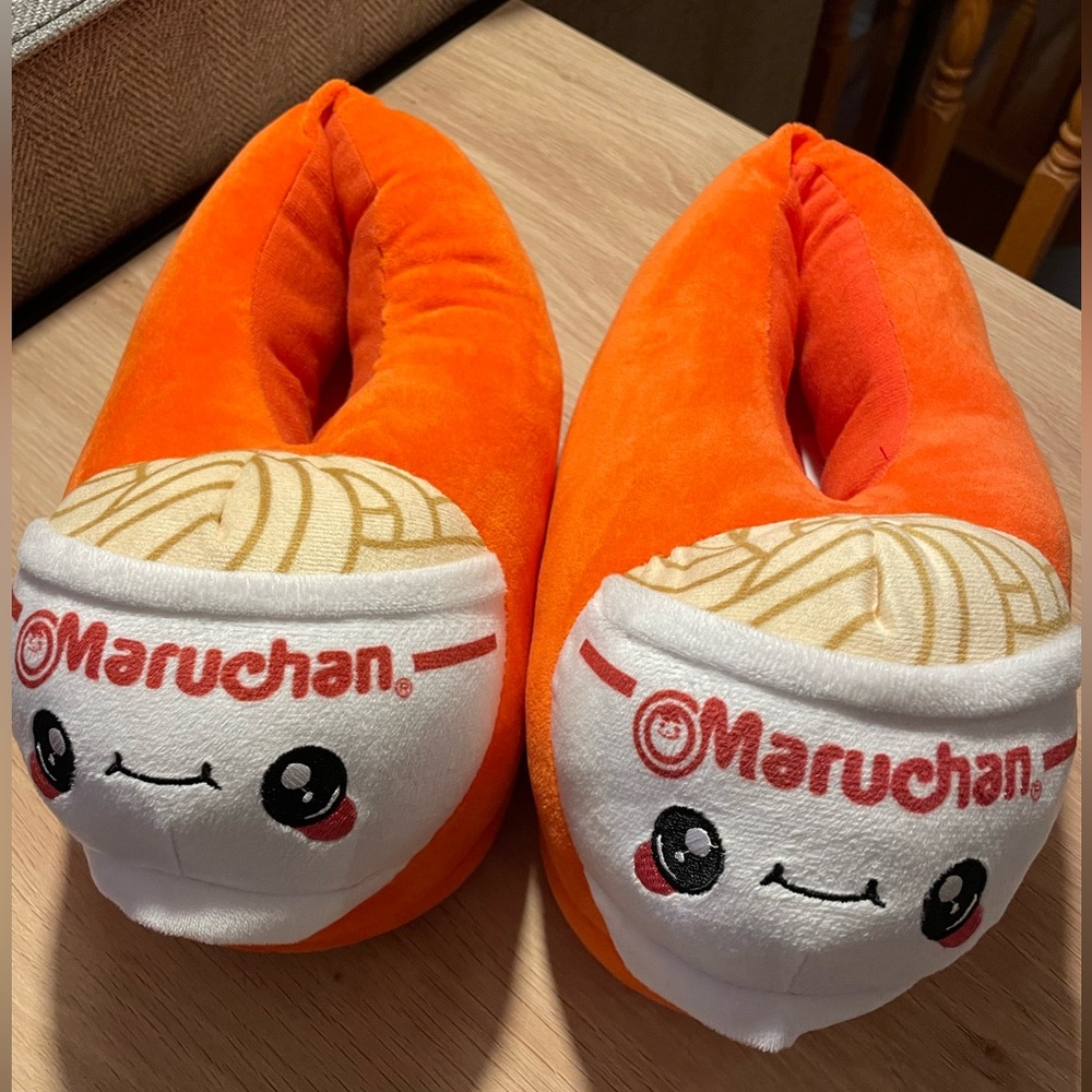 Maruchan Ramen Noodle Soup Plush Slippers